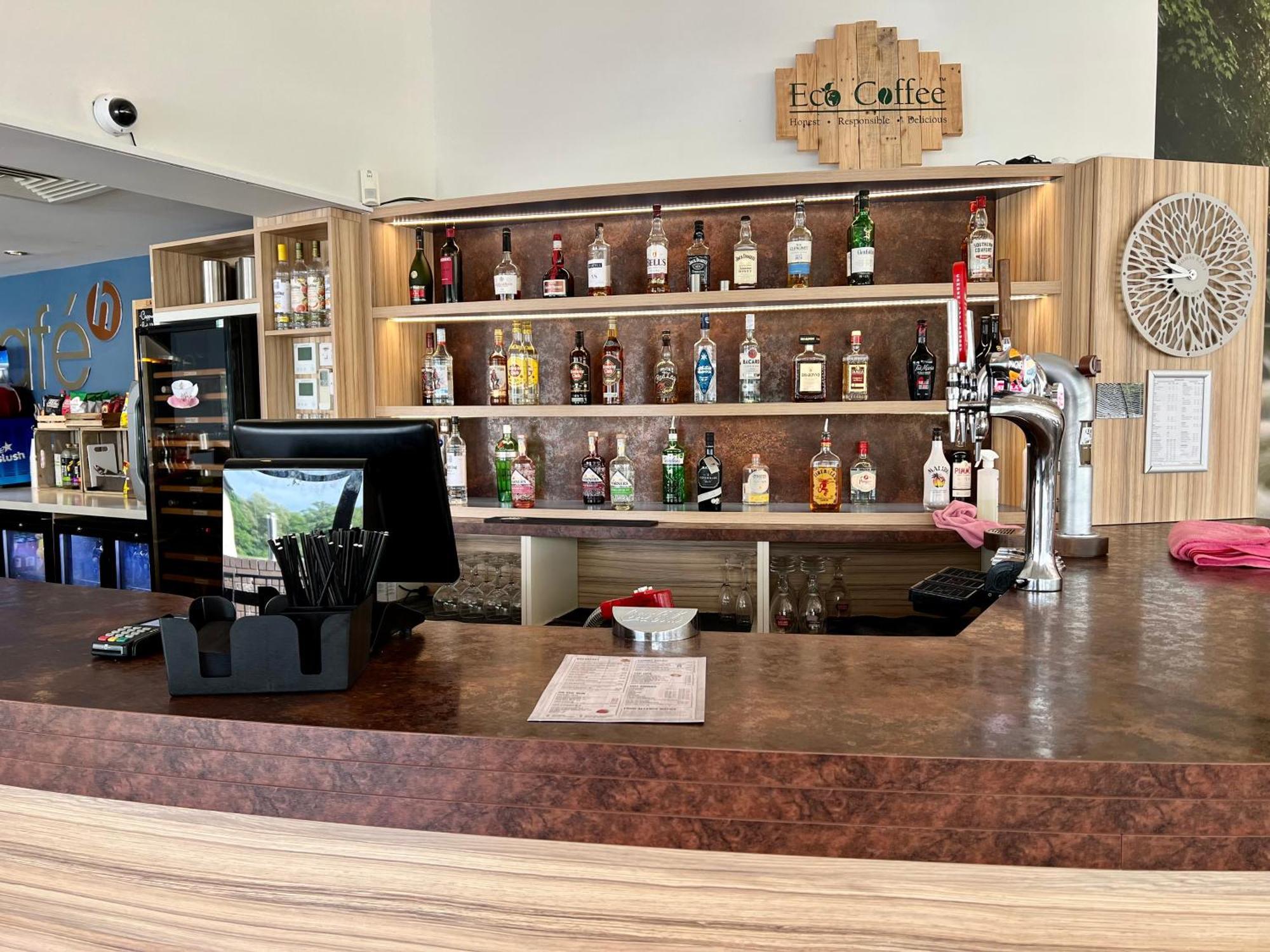 Wildflower, Premium Plus Hot Tub Lodge เซาธ์เซอร์นีย์ ภายนอก รูปภาพ